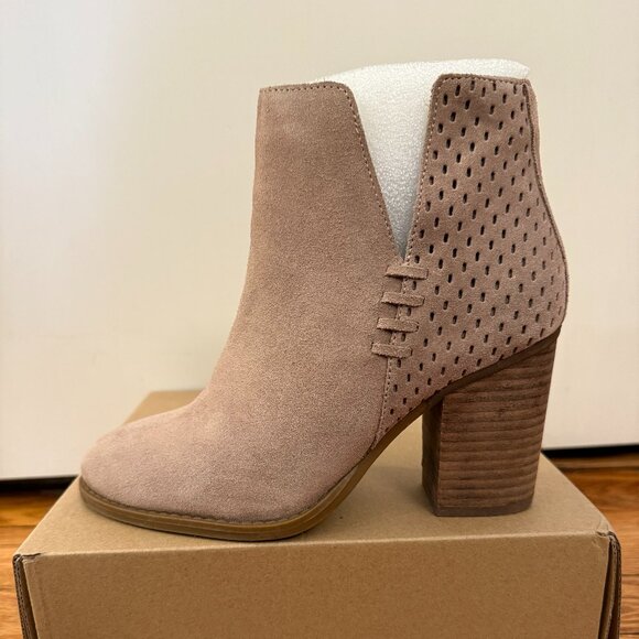 Steve Madden Shepp Suede Block Heel Ankle Bootie - Picture 9 of 11